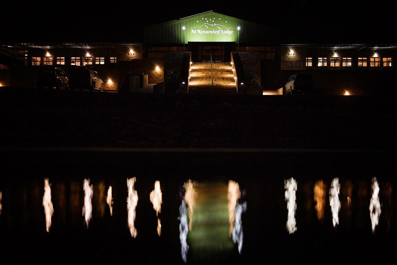 At Kronenhof Lodge Duwisib Экстерьер фото